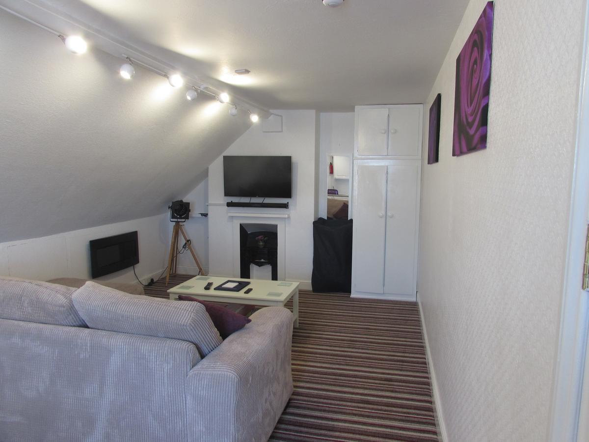 The Loft Apartment Уеймут Екстериор снимка